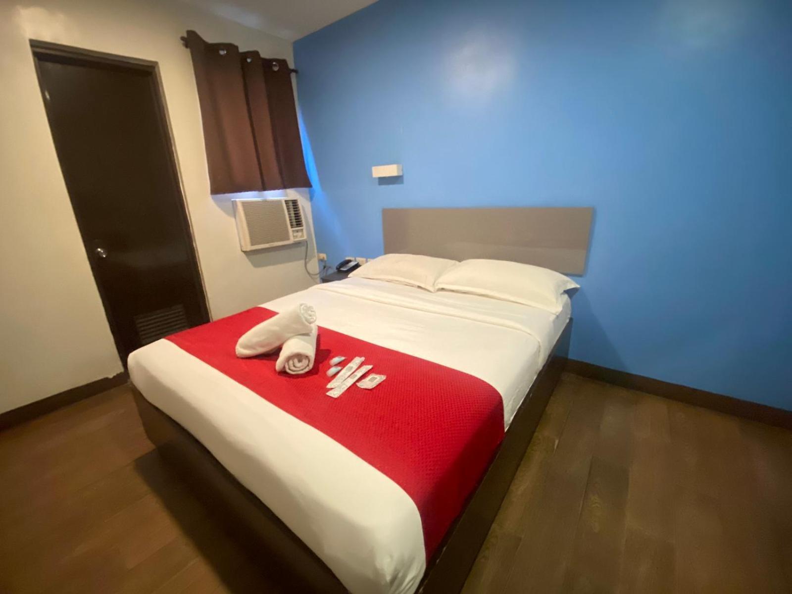 Mc Hotel Novaliches 加洛坎 外观 照片